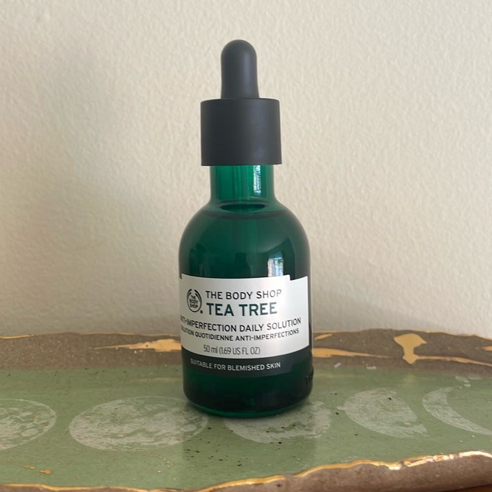 The Body Shop Tea Tree Daily Solution Serum